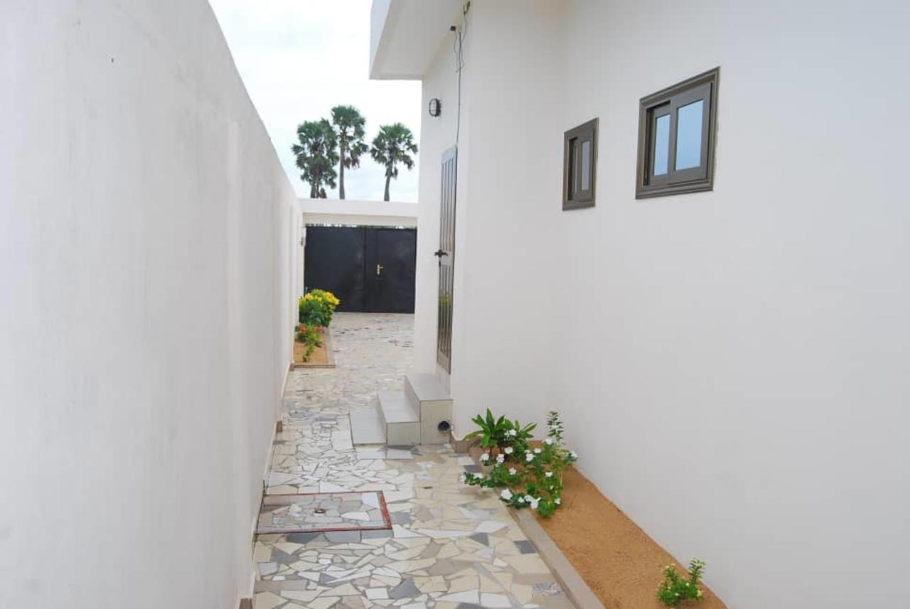 Havre De Paix Apartment Cotonou Bagian luar foto
