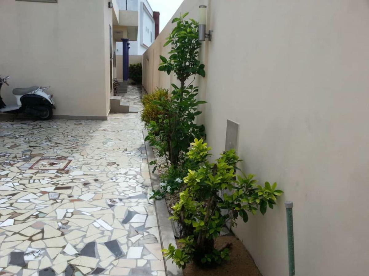 Havre De Paix Apartment Cotonou Bagian luar foto